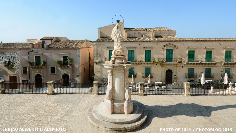 Sicily / Madonna dell'Immacolata a Noto